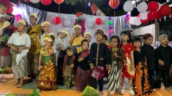 Meriahkan HUT RI ke-79, Anak-anak di Ciampea Bogor Kompak Kenakan Pakaian Adat