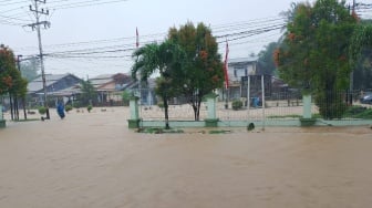 Hujan Lebat Guyur Singkawang, Beberapa Ruas Jalan Tergenang Banjir