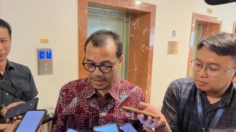 Wakil Menteri Nezar Patria Ungkap Siapa Pelaku Judi Online di Komdigi