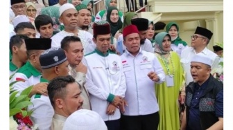 Istri Pertama Umar Kei Ikhlas Dimadu, Kini Hidup Rukun dengan 2 Madunya