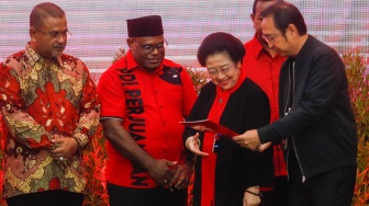 Dapat Rekomendasi PDIP, Bakal Cagub Papua Tengah Meki Nawipa Optimis Menangkan Pilkada 2024