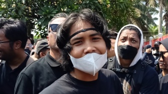 Gara-Gara Unggahan Bintang Emon, Netizen Sadar Kenapa Susi Pudjiastuti Tak Dipakai Jokowi Lagi