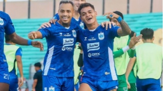 BRI Liga 1: PSIS Semarang Bekuk PSBS Biak, Gali Freitas Cetak Gol Berkelas!