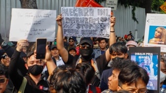 Mahasiswa UNPAK Bogor Dikuntit Oknum Aparat Hingga Diancam Diculik, Gegara Demo di Gedung DPR