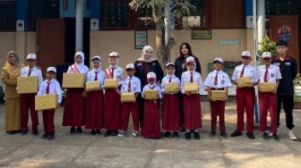 PMM UMM Pererat Kebersamaan di SDN 01 Tajinan Lewat Sosialisasi dan Lomba