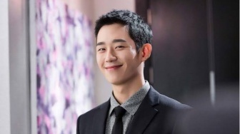 5 Drama dan Film Korea yang Dibintangi Jung Hae In, Wajib Masuk Rekomendasi!