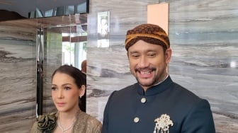 Mieke Amalia Doakan Putrinya Cepat Hamil, Tora Sudiro: Waduh, Bangun Tidur Lihat Nenek-Nenek