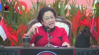 Megawati Nangis di HUT ke-52 PDIP: Kesabaran Revolusioner 57 Tahun, Akhirnya Nama Baik Bung Karno Dipulihkan