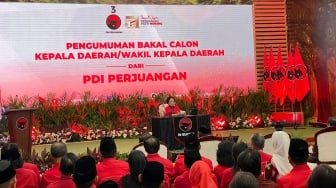 Wajibkan Airin Pakai Merah-Hitam usai Didukung Nyagub, Megawati Bicara soal Konsistensi Kader Baru usai Masuk PDIP