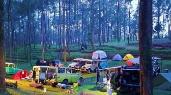 7 Camping Ground di Bandung, Destinasi Terbaik untuk Liburan Alam