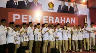 Usung Lima Paslon, Gerindra DIY Serahkan Formulir B1 Pilkada