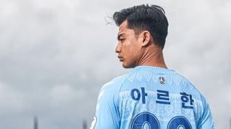 Tak Kunjung Main, Pratama Arhan Justru Berpeluang Cetak Rekor di Suwon FC