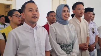 Didampingi Gusti Bhre, Hari Pendaftaran Respati Ardi-Astrid Widayani Punya Makna Besar, Apa Itu?