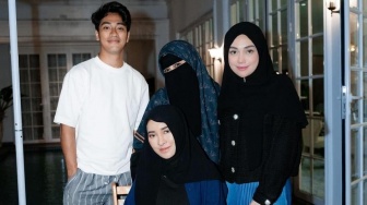 Dibongkar Umi Pipik, Ini Alasan Celine Evangelista Belum Berhijab Meski Sudah 3 Kali Umrah