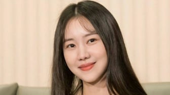 Kim Ye Won Jadi Guru Matematika dalam Drama Korea Love on a Single Tree Bridge