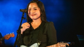 Bernadya Torehkan Rekor di Spotify Indonesia Lewat Lagu 'Satu Bulan'