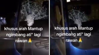 Ngeri! Truk Dilempar Batu di Jalur Mantup Lamongan