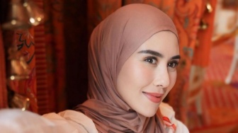 Pengakuan Syahnaz Sadiqah Usai Putuskan Berhijab: Nyaman dan Sayang Dilepas