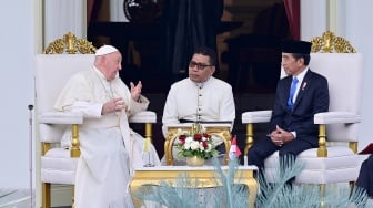 Ngobrol Bareng Jokowi di Istana, Paus Fransiskus Puji-puji Bhinneka Tunggal Ika, Begini Katanya!