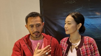 Usai Cerai dari Arfita, Yama Carlos dan Carina Ivola Bakal Nikah Tahun Ini?