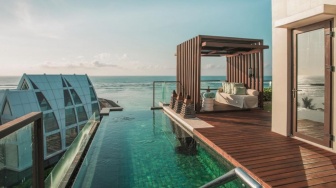 Berlibur Sambil Menyelami Budaya Bali: Paket Villa Retreat di The Ritz-Carlton, Bali Jadi Pilihan