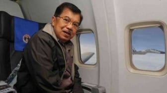 Pesawat Jusuf Kalla Mendarat Darurat Setelah 10 Menit Lepas Landas