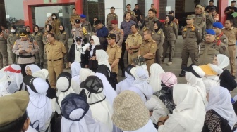 Pemkot Janji Selesaikan Masalah Koperasi Ragom Betik Gawi 3 Hari, Pensiunan Guru: Jangan Tipu Kami Lagi!