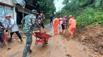 Banjir Bandang dan Longsor Landa Sanggau Akibat Curah Hujan Tinggi