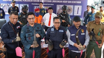 Jaringan Perdagangan Cula Badak Rp245 Miliar Dibongkar di Palembang