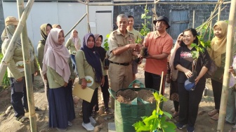 Kolaborasi Kampus dan Petani: Gerakan Nasional Budidaya Anggur di Yogyakarta