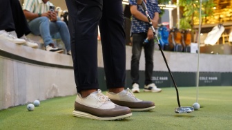 Golf Jadi Bagian dari Gaya Hidup, Sepatu Klasik Berfitur Canggih Jadi Pilihan