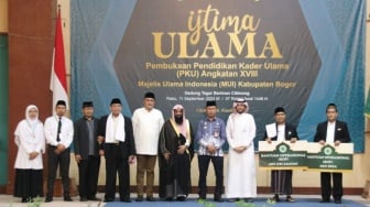 Ulama Desak Tutup Aplikasi Negatif, Calon Bupati Bogor Janji Siap Realisasikan