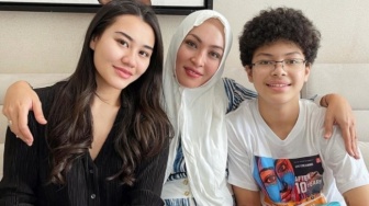 Aaliyah Massaid 'Tebus Dosa' ke Keanu, Kini Ajak Adik Sambung Makan Mewah