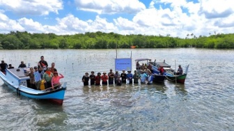 Lanjutkan Konservasi Hutan Mangrove, Eiger Adventure Tanam 10.000 Bibit di Belitung sampai Belitung Timur