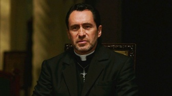 Main Film Horor Lagi, Demian Bichir Resmi Gabung di The Black Phone 2