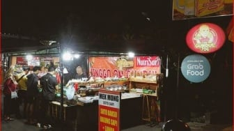 Malam Minggu Dengan Budget Minim di Bali, Nasi Jinggo Om Gundul Bisa Jadi Pilihan