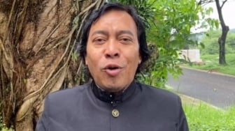 Komeng Bikin Lelucon soal Goreng Pilkada, Netizen: Coba Gibran yang Ngomong, Serem Pasti