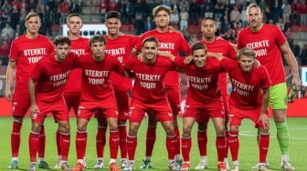 Sangar! Netizen Indonesia Back Up Instagram FC Twente Usai Diserang Fans Fenerbahce