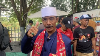 Sambangi Warga Tebet, Rano Karno Disambut Haji Sodik: Kite Kan Ketua RT