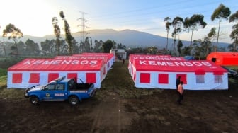 Gerak Cepat, Kemensos Salurkan Bantuan untuk Korban Gempa Bandung