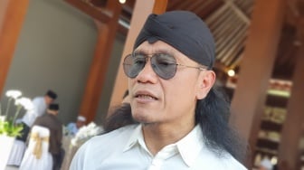 Heboh Gus Mistah 'Toyor' Kepala Istri, Begini Adab Memperlakukan Istri