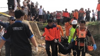 Kronologi Lengkap Penemuan 7 Mayat Di Kali Bekasi, Sempat Dikira Tumpukan Boneka