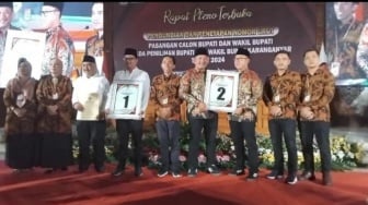 Pilkada Karanganyar: Membelot, Dua Kader Partai Golkar Pilih Dukung Rober Christanto-Adhe Eliana