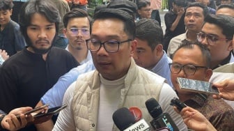 Meski Survei Tinggi, Ridwan Kamil Mau Perbanyak Blusukan Dan Gaet Influencer