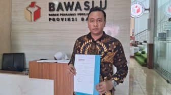 Ketua Apdesi Lebak Dilaporkan ke Bawaslu Banten, Diduga Ajak Para Kades Menangkan Andra Soni