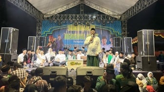 Sukoharjo Bersholawat, Harda-Danang Hadir di Tengah Ribuan Jamaah