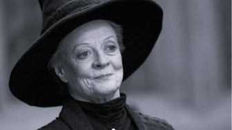 Professor McGonagall Berpulang, Penggemar Harry Potter Lakukan Tradisi Ini