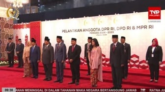 Disambut Anggota Dewan Termuda, Jokowi hingga Prabowo Hadiri Acara Pelantikan Anggota DPR RI Periode 2024-2029