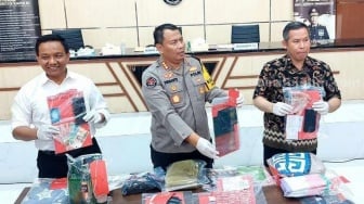 Polisi Bongkar Pesta Seks dan Tukar Pasangan di Kota Batu, 12 Orang Diamankan