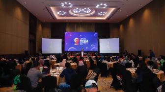 Suasana jalannya penutupan acara Local Media Summit 2024 di Hotel Sultan, Jakarta, Kamis (3/10/2024). [Suara.com/Alfian Winanto]
